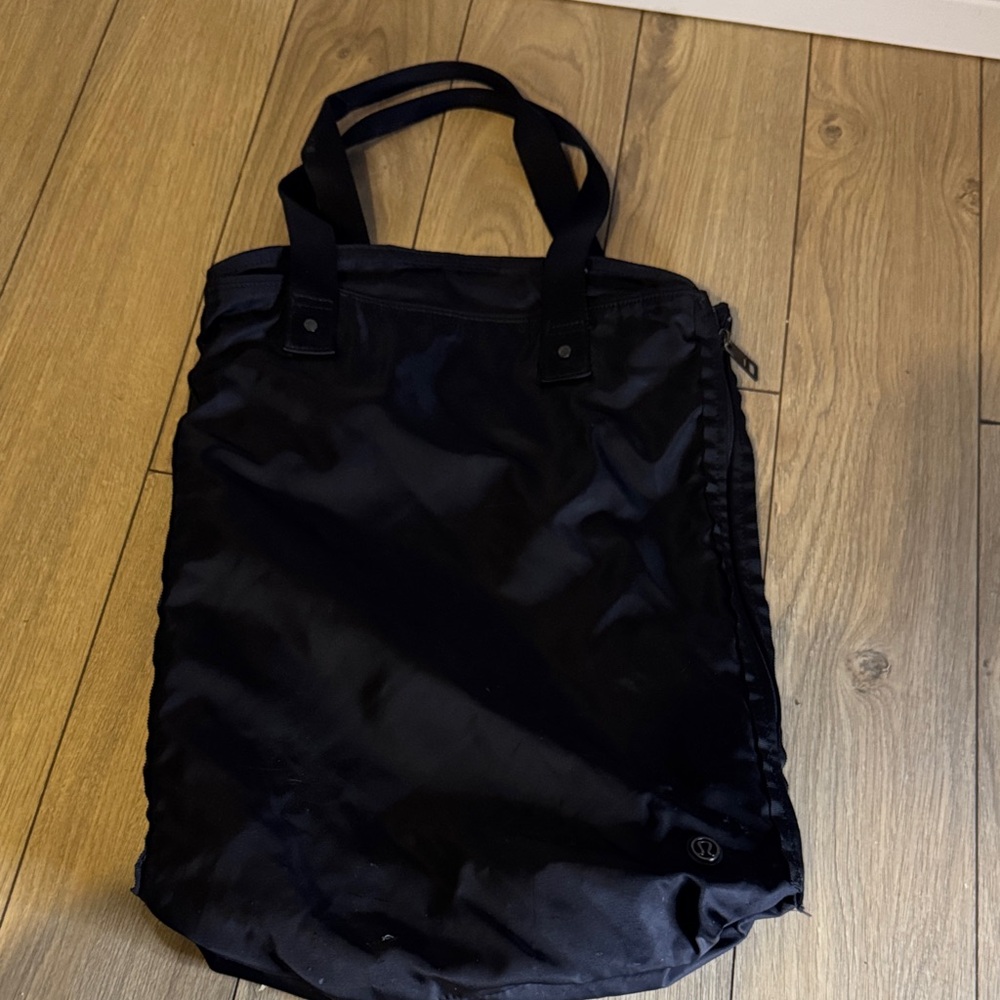 Lululemon black Yoga Bag